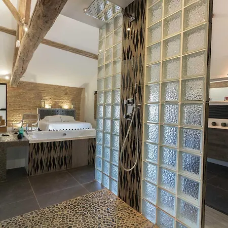 La Baronne Bed & Breakfast Buzet-sur-Tarn